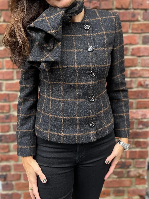 Limited Stock AKRIS Wool Jacket with Scarf / S-EUI36