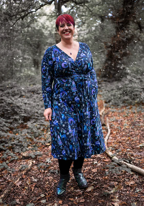 Price Reduction Icelyn Winter Magical Animals Print Cotton Midi Dress