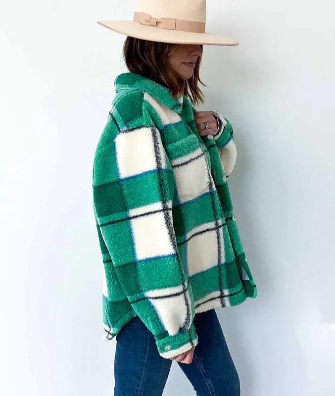 Discount Days Aspen Sherpa Jacket