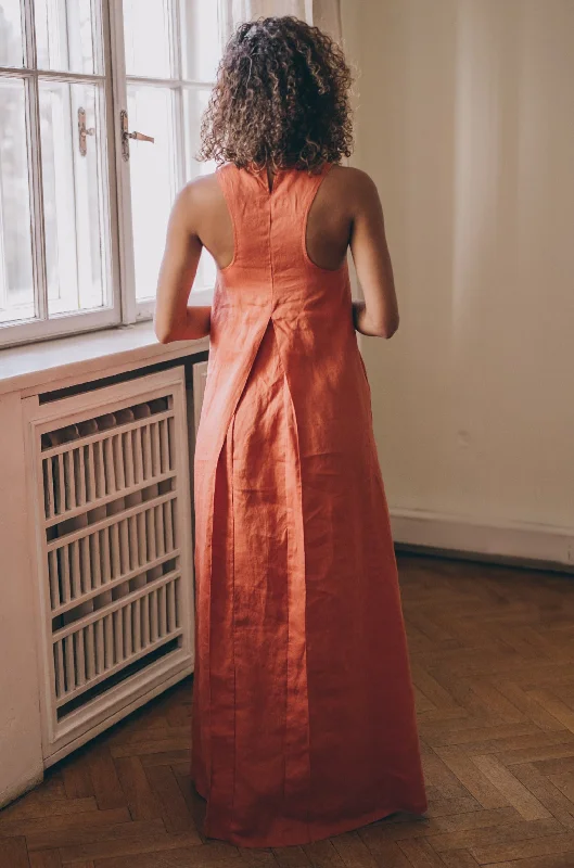Last Chance Minimalist Linen Dress with Pleat Detail