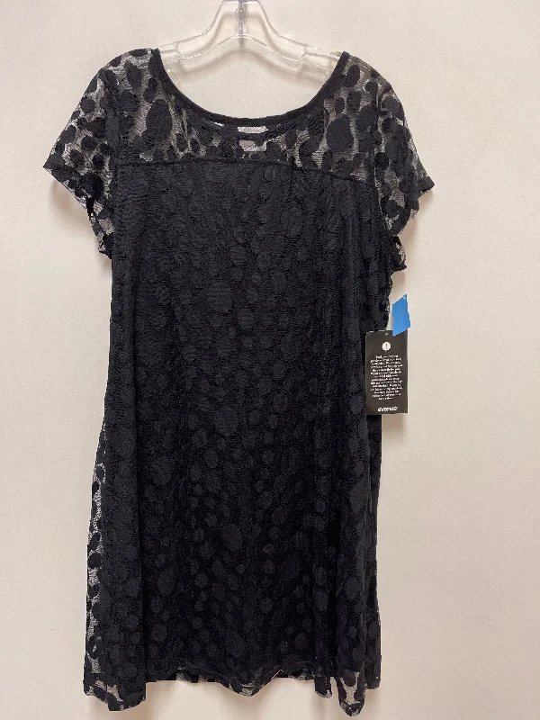 Take Advantage Dress Casual Short By Avenue In Black, Size: 2x