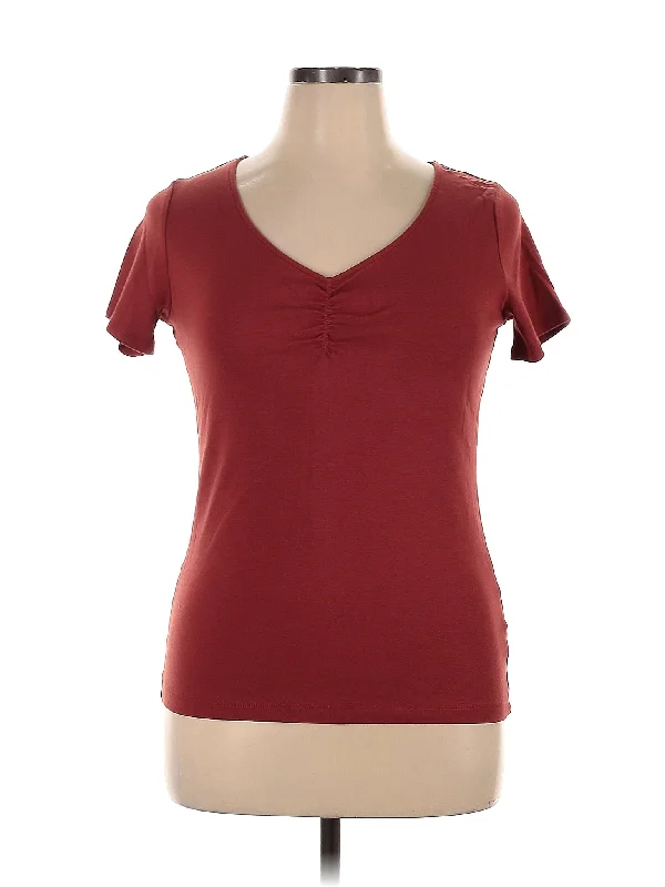 Daily Specials Short Sleeve Top