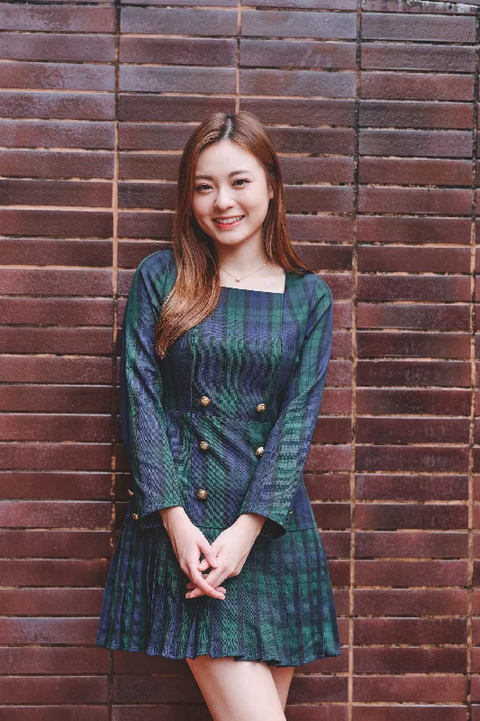 Savings Spectacular England Green Checkered Dress